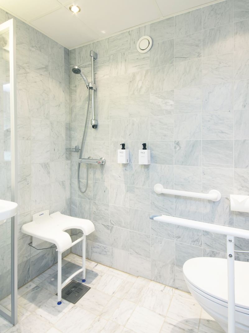 Hotel con bagno per disabili